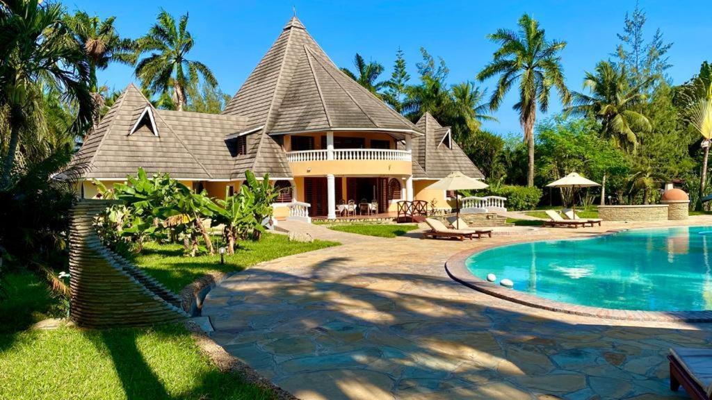 Sunset Villa Boutique Resort Praia de Diani Exterior foto