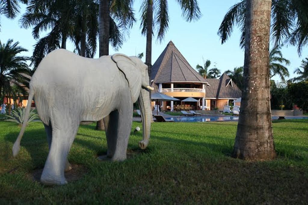 Sunset Villa Boutique Resort Praia de Diani Exterior foto